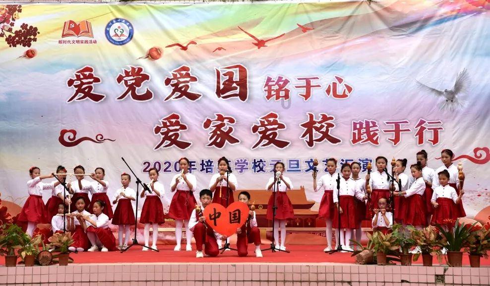 卡通汽车拼拼看